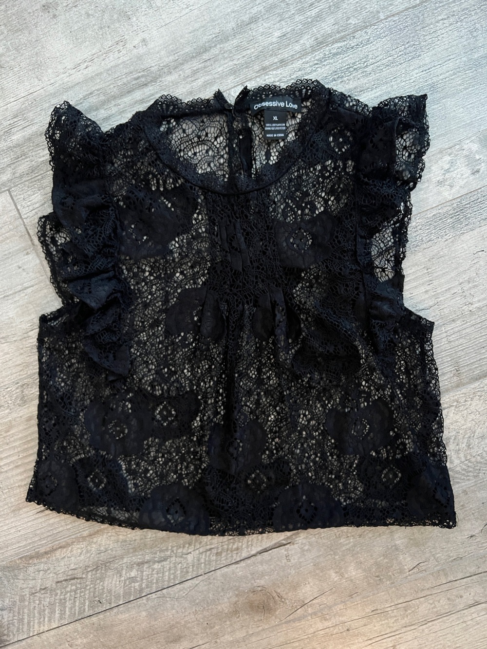Obsessive Love Women's Black Lace Sheer Boho Crop Flutter Sleeve top Sz XL